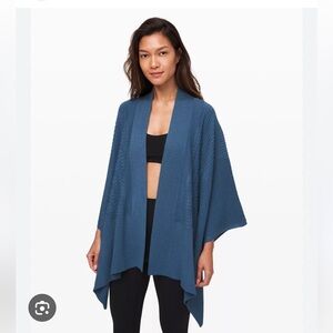 lululemon athletica Blue Knit Wrap